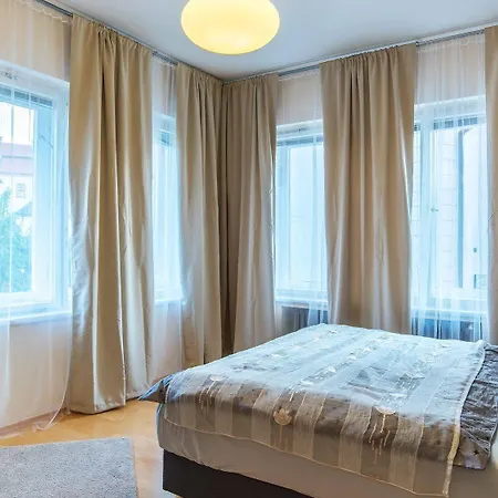 Libusina Πανσιόν 3*