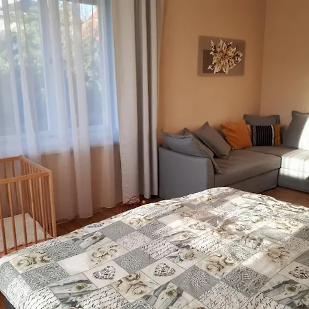 Libusina Πανσιόν 3*